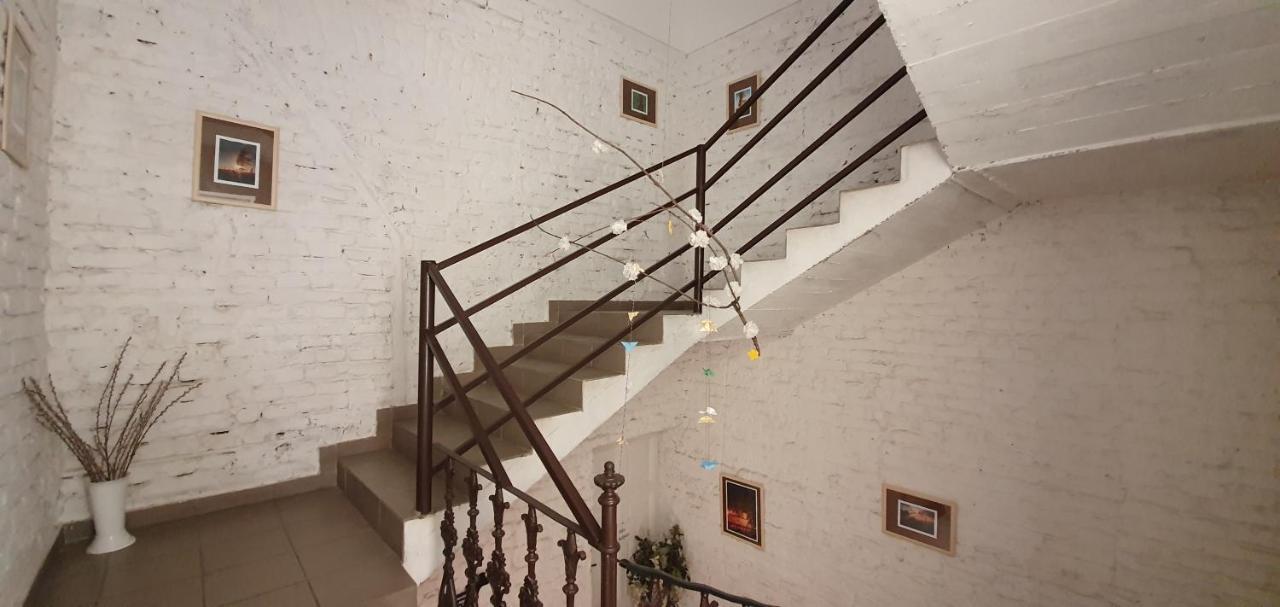 Romzsa Todor Kollegium Hostel Szeged Buitenkant foto